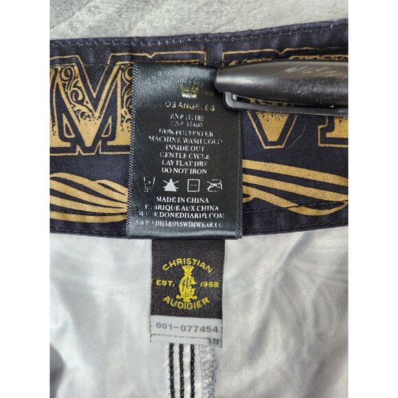 Christian Audigier Blow Smoke Board Shorts Size 34 Y2K Vintage Ed Hardy Skull - Picture 6 of 14